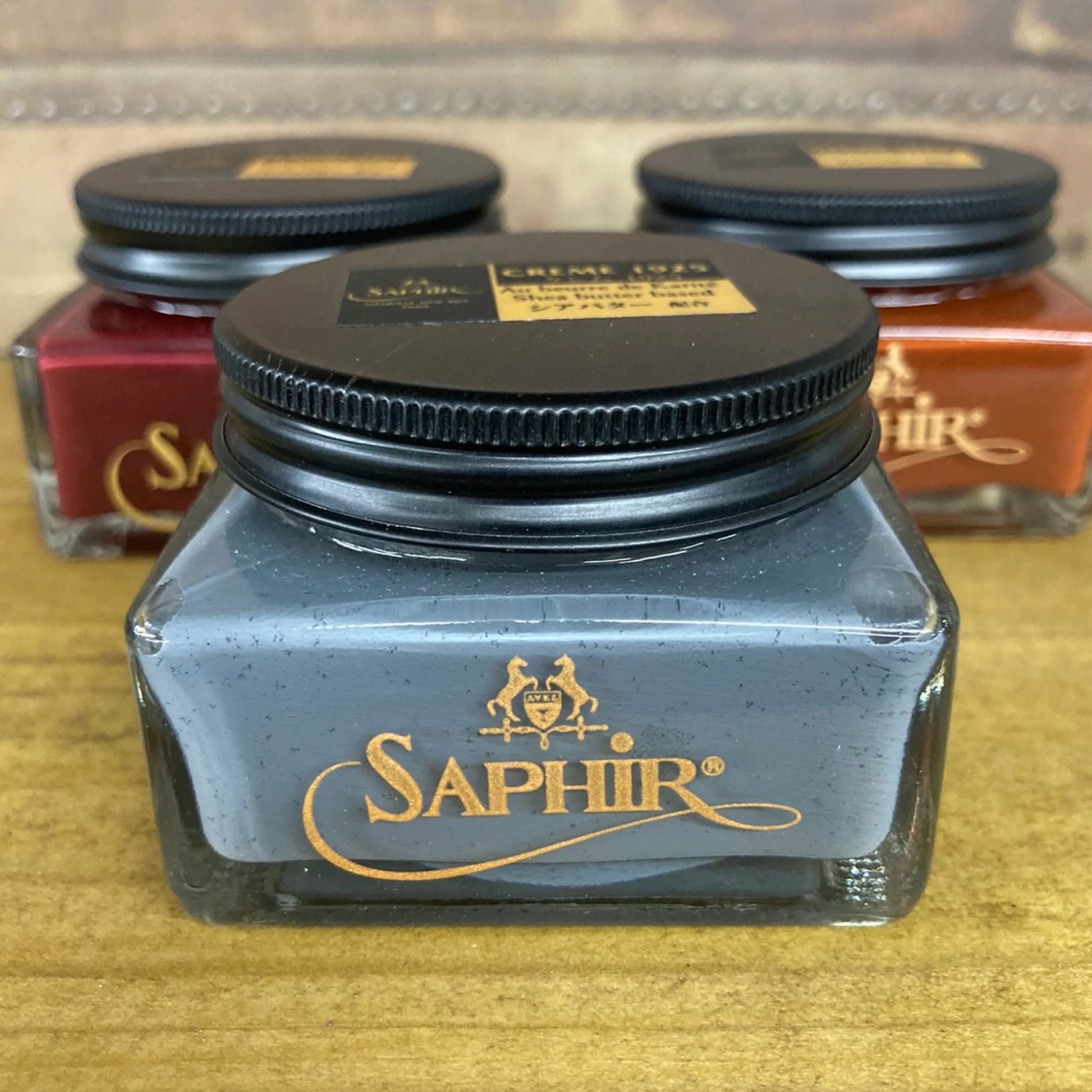 Saphir medaille d'or 1925 shoe cream grey