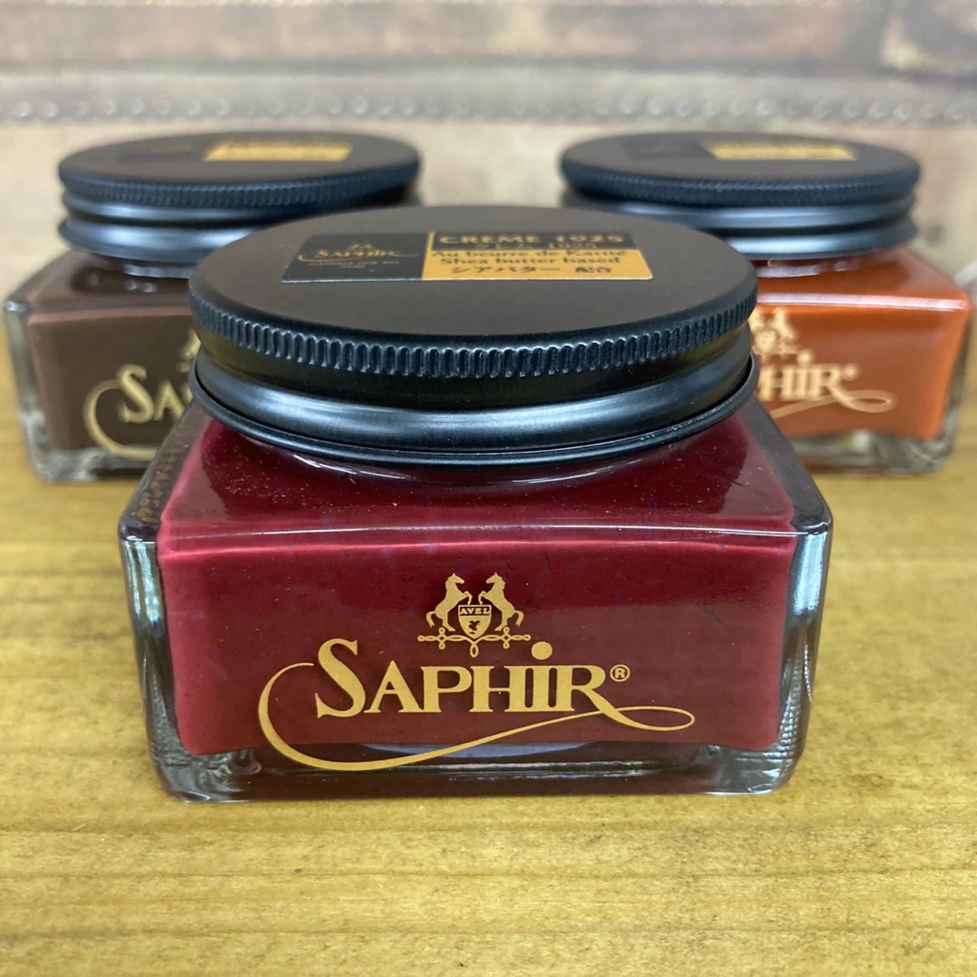 Saphir medaille d'or 1925 shoe cream hermes red