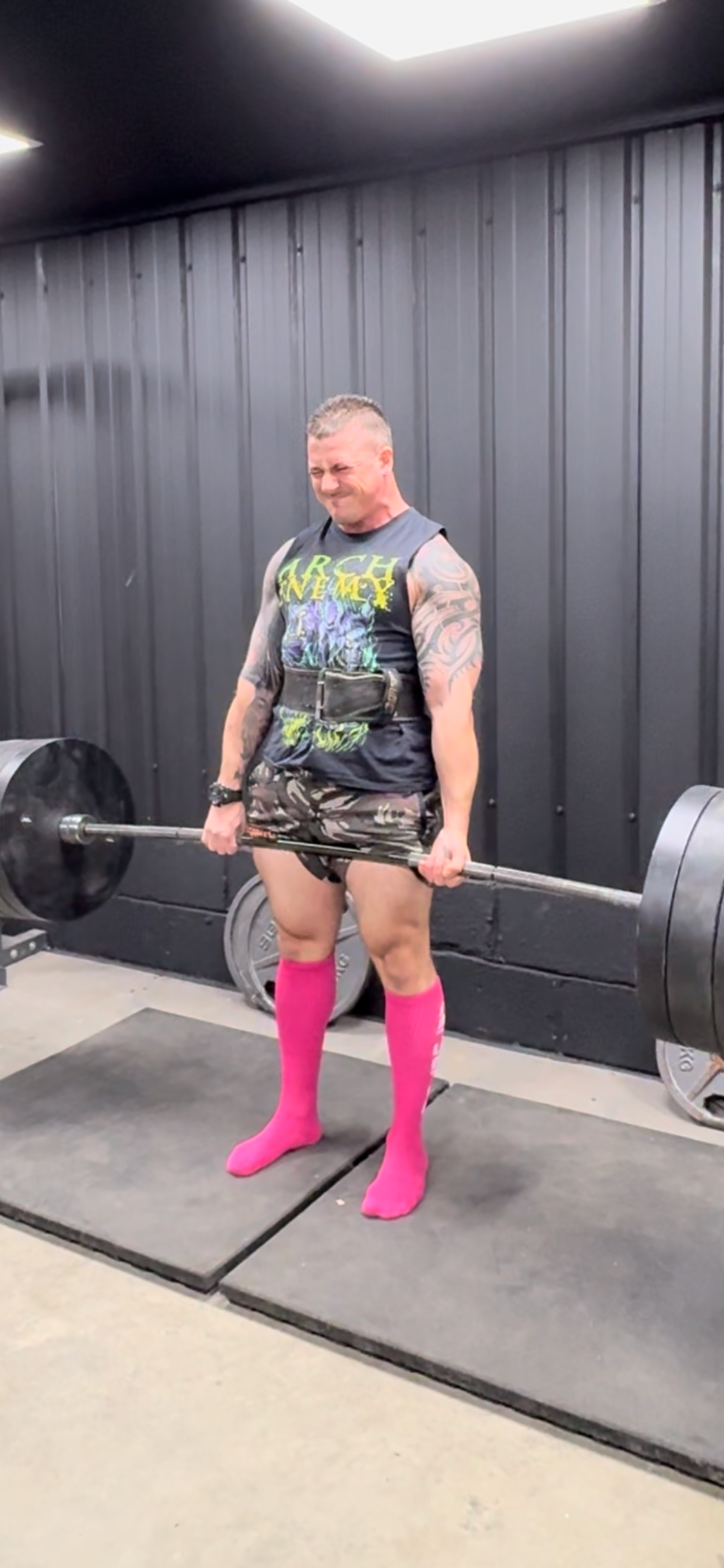 dan-the-cobbler-deadlift
