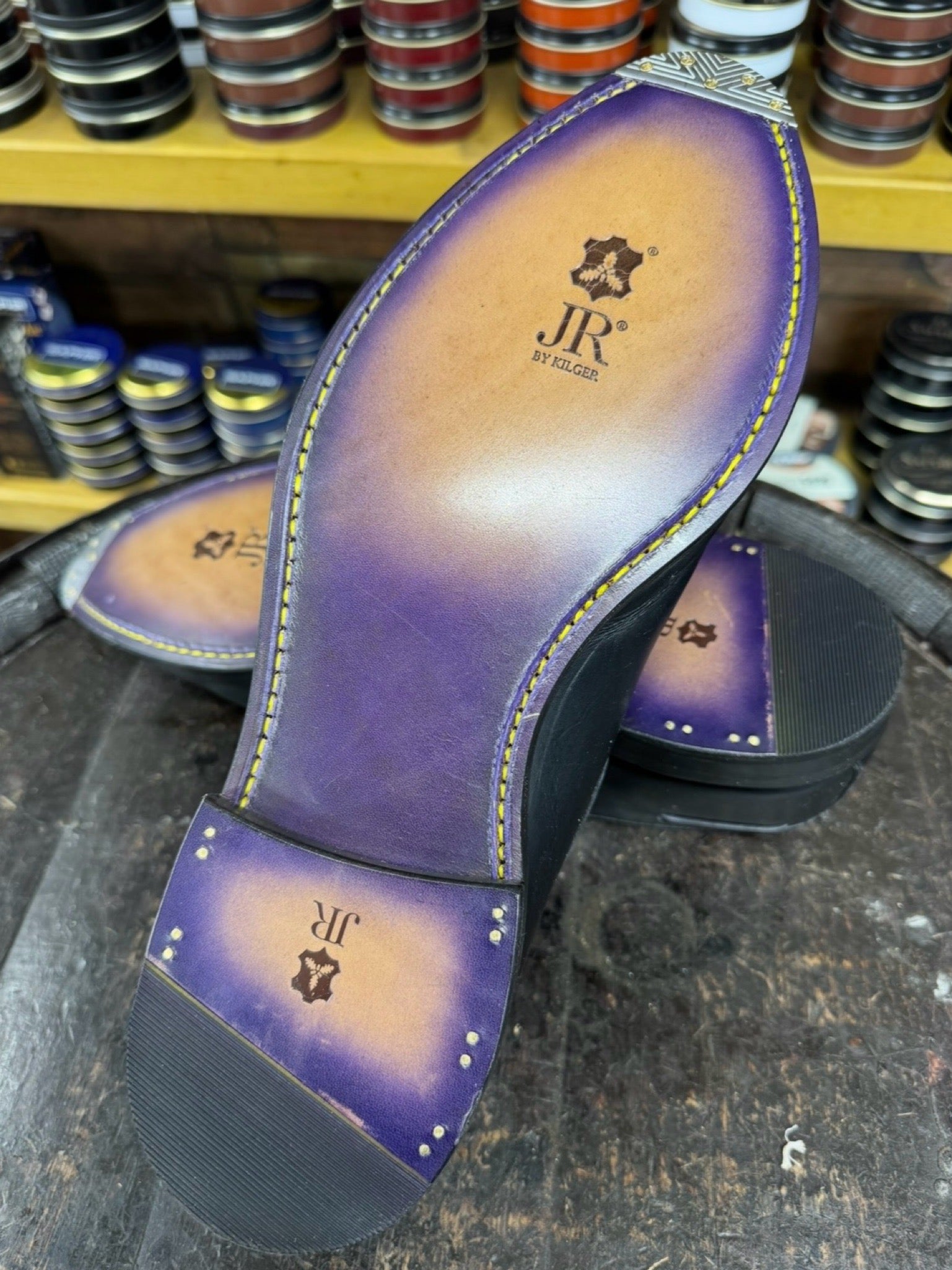 premium-luxury-leather-sole-repair-tring