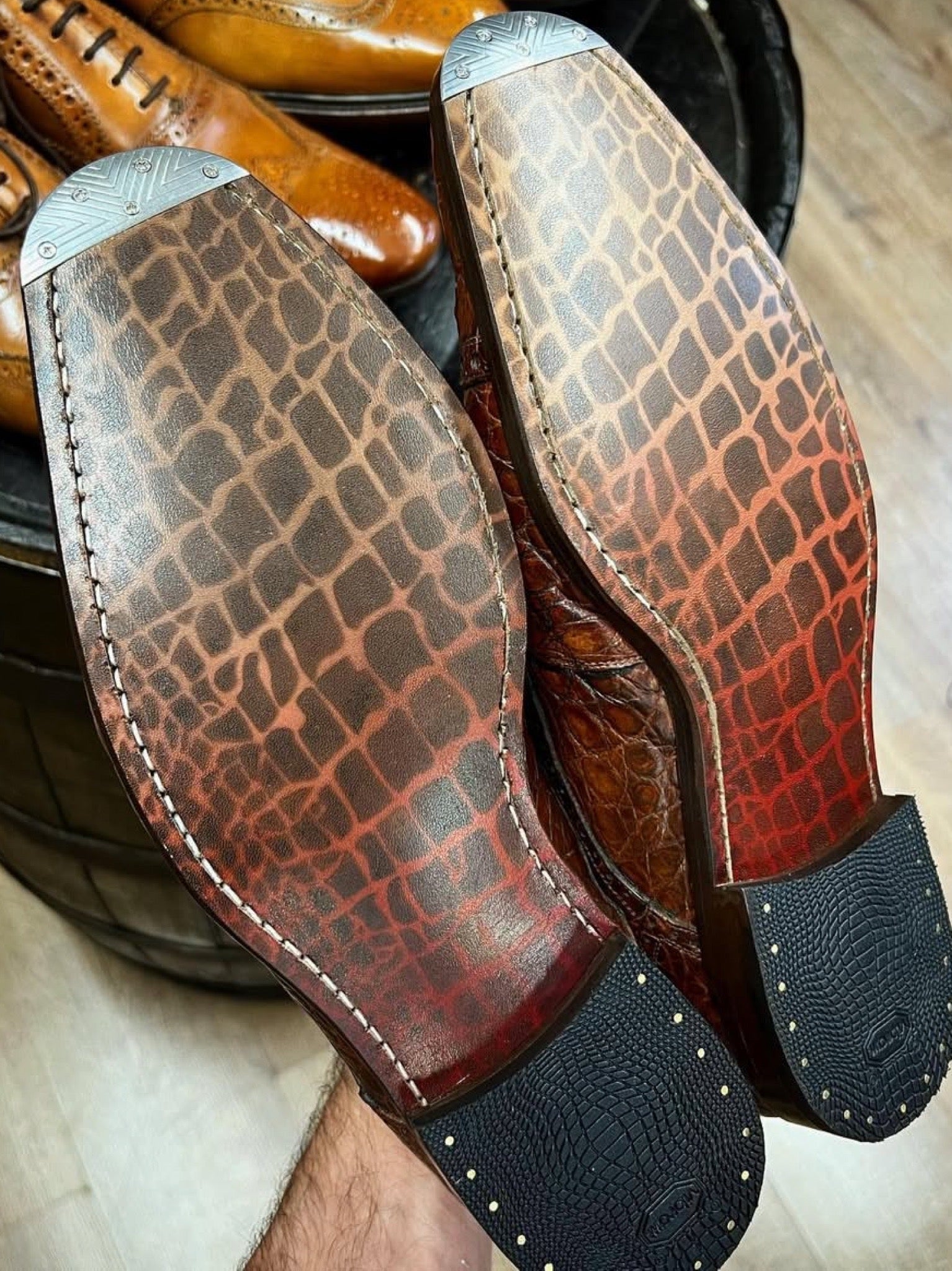 exotic-effect-leather-shoe-repair-tring